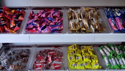 悠百佳休闲食品加盟 挖掘休闲食品市场的财富金矿